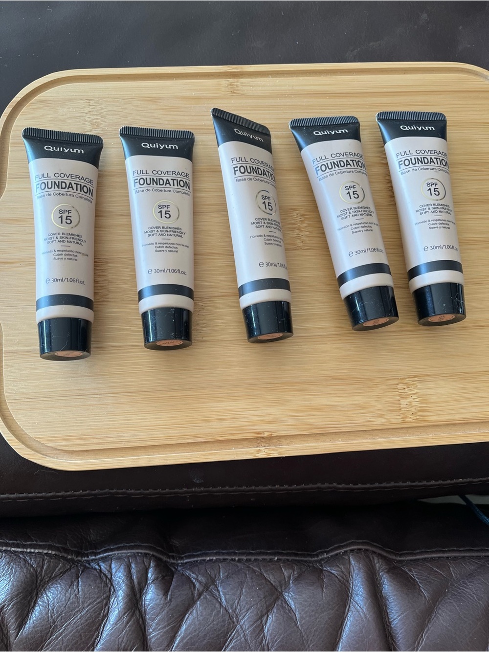(NWT) Bundle of Five Full Coverage Foundation SPF 15 - Tan